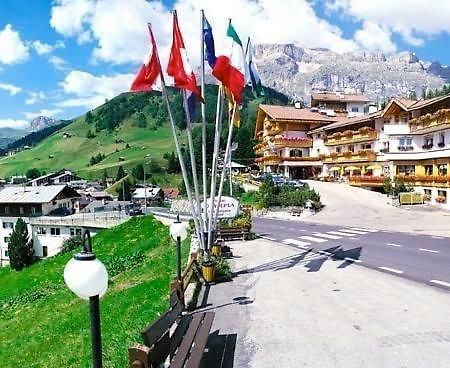 Dolomites Base Camp Hotel Olympia Arabba Exteriér fotografie